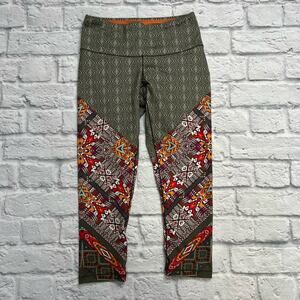 Prana Workout Leggings Tribal Print Size XS Olive Green Cropped Capri